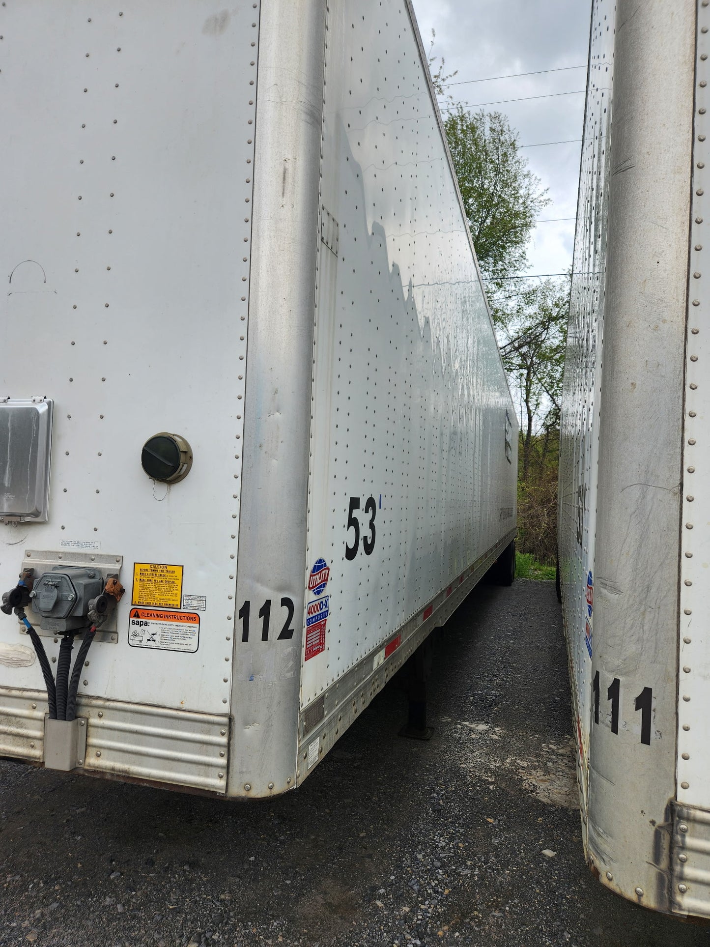 2015 53' Utility Plate vans