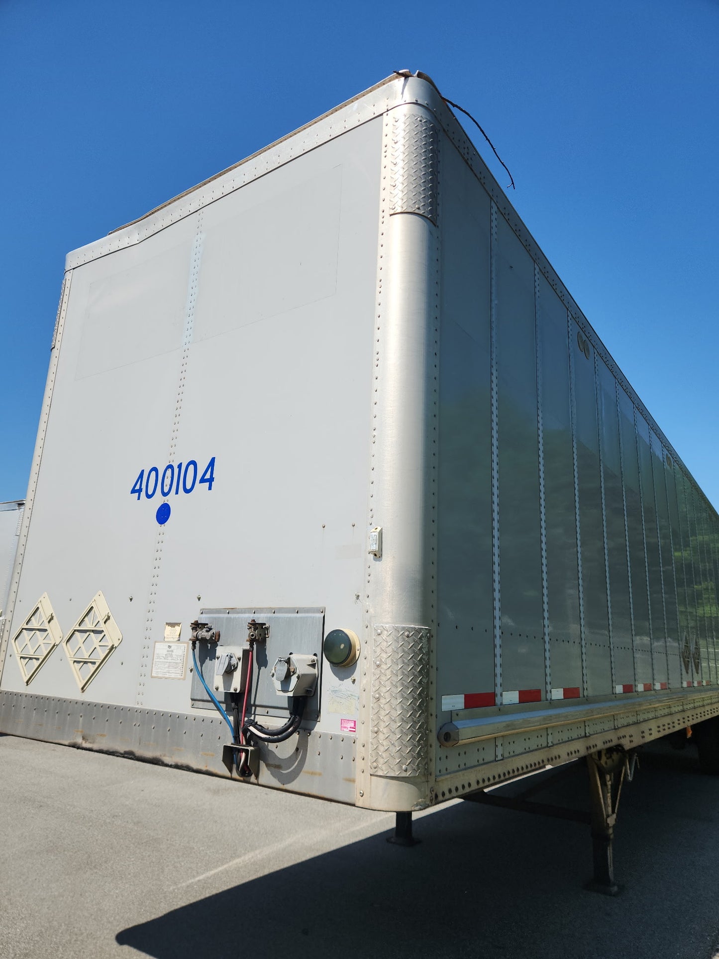 2016 - 30' Wabash Duraplate - Roll Door / Lift Gates