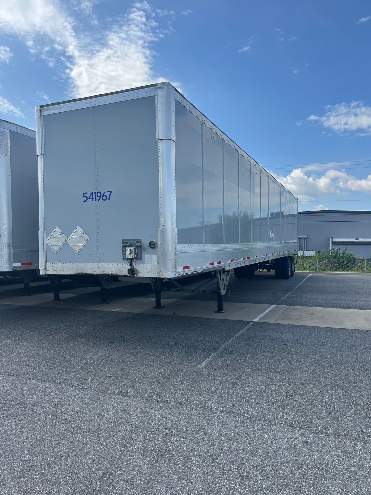 53' x 102" Wabash Duraplate Dry Vans - High Base Rails